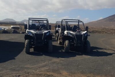 2h Buggy Tour guided by the north of Lanzarote - Meeting point and pickup: getting on the right start line