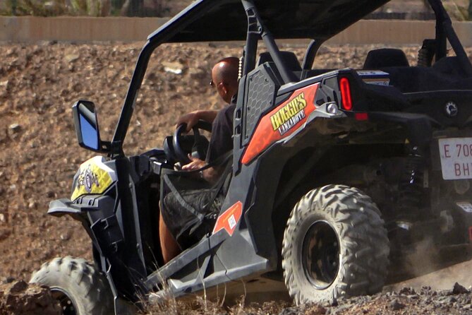 3 Hour Amazing Automatic Can Am Buggy Tour of Beautiful Lanzarote - Stop 1: Calero Marinas start and the first picture moments