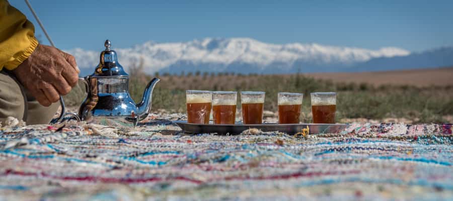 Agafay Desert: Quad Bike and Camel Ride Adventure Tour - Lunch in a Berber house or bivouac: more than just fuel
