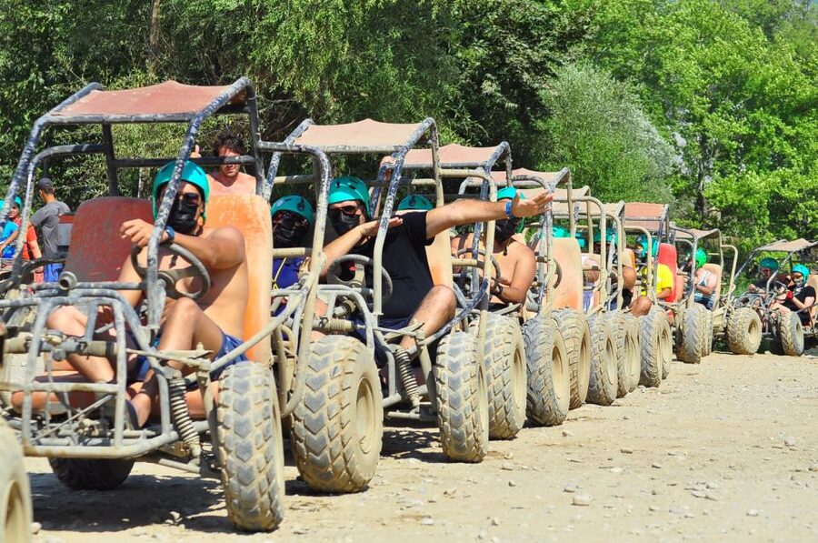 Alanya: Rafting, Zipline, Quad, Buggy, Jeep Tour with Lunch - Rafting the 14 km track with 10 rapids: the main event