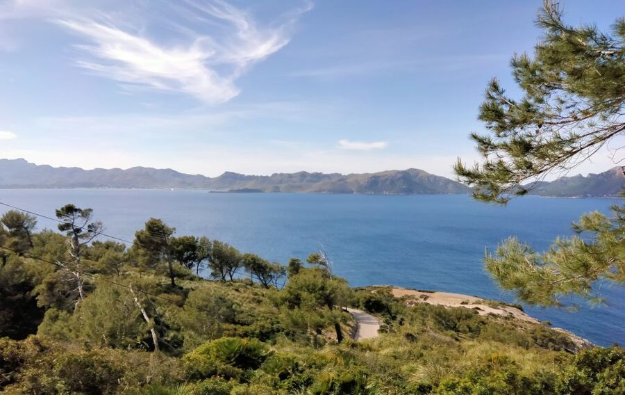 Alcudia: Quad Sightseeing Tour with Viewpoints - Safety briefing and quad basics: get confident fast