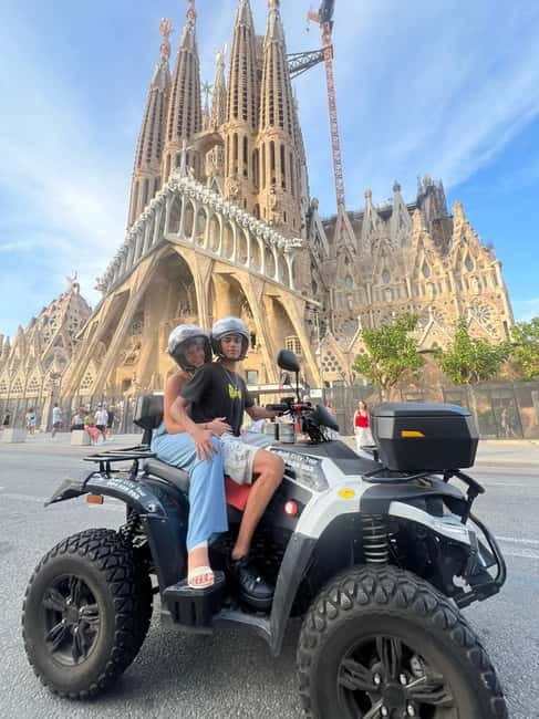 Barcelona: City Sights Electric Quad Tour - Arc de Triomf and Plaça de Catalunya: Big Symbols at Road Speed