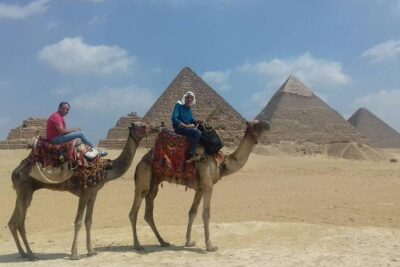 Best Adventure Tours Visit Giza Pyramids and ATV Quad Bike Ride in Desert - Entering the Giza Plateau: Great Pyramids, Valley Temple, and Sphinx