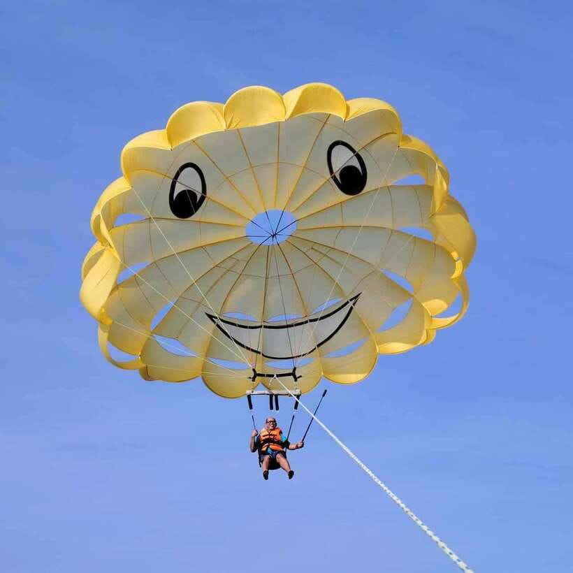 Boracay: Parasailing, Island Hopping, ATV Ride and Kawa Bath - A full-day Boracay combo: parasailing, islands, kawa bath, and ATV