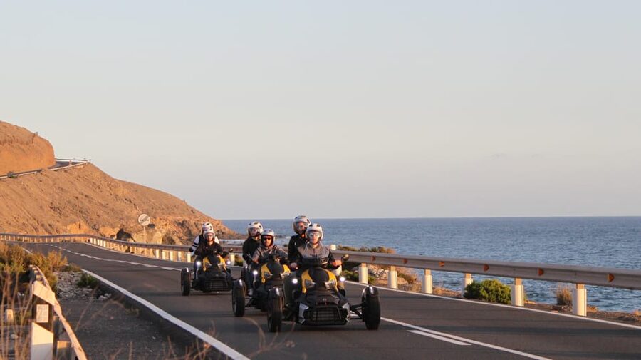 Can-am Ryker moto / buggy / quad Tour: Coast (Maspalomas) - The Sunset Stop Above Amadores Beach (What Makes It Special)