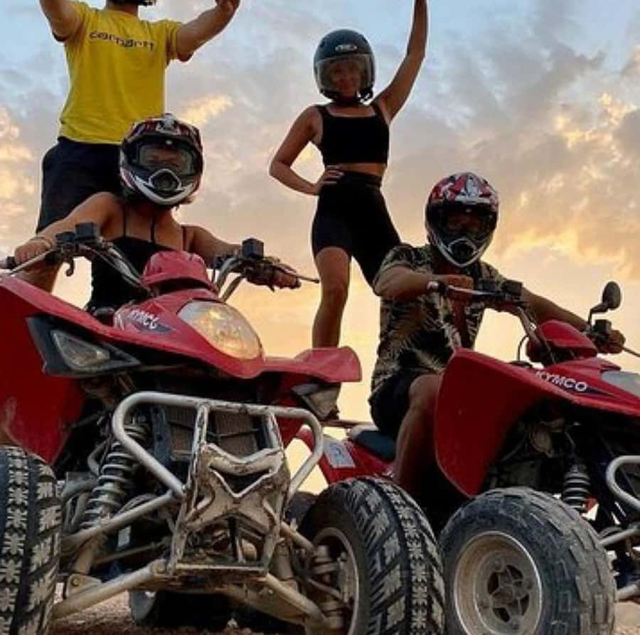Dinner show in agafay Desert 1h quad bike & 20 min camels - Who Should Book This Agafay Quad, Camel, and Dinner Show