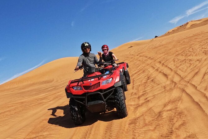 Dubai: Buggy Dune Bashing, Sand Boarding, Camel Ride & Show - Photo stop and timing: the quick moment that makes it real