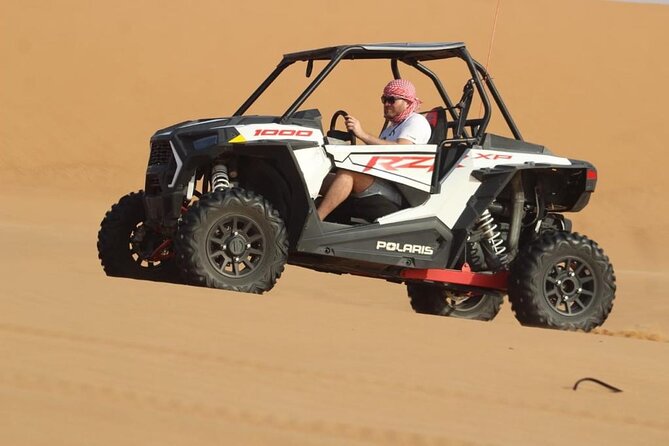 Dubai Buggy Tour in red sands and Desert Safari - The safety setup is more than a helmet