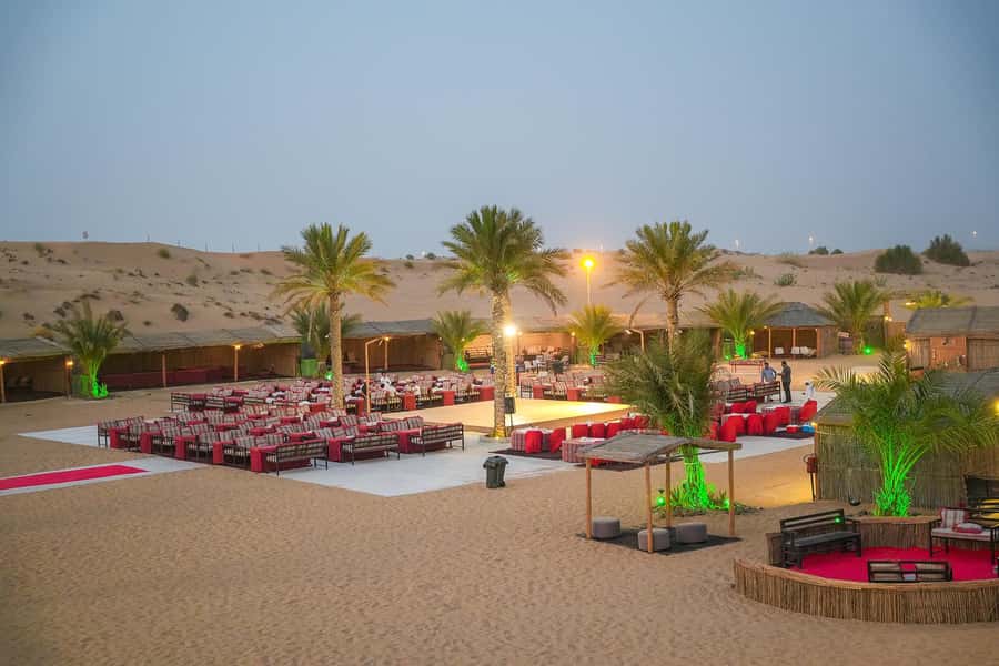 Dubai: Desert Safari with VIP BBQ and Optional Quad Bike - Belly dance, Tanura, and the evening entertainment flow