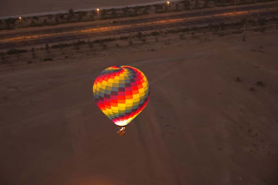 Dubai: Hot Air Balloon, Desert Safari, and Quad Biking Tour - Price and value: does $384 per person make sense?