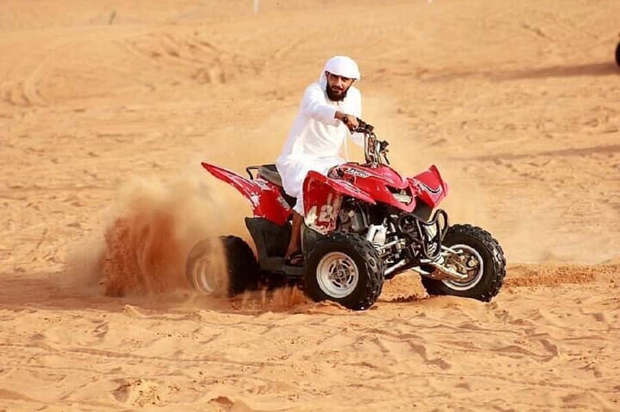 Dubai: Red Dunes Evening Quad Bike, Dune Blast with BBQ - Guides can make this feel premium: the names people keep repeating