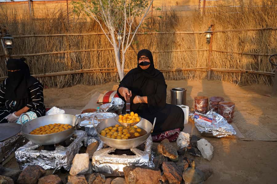 Dubai: Red Dunes Quad Bike with Sandboarding, Camels and BBQ - Who Should Book This Desert Day (And Who Should Skip It)