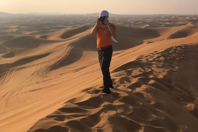 Dubai: Unique MORNING 4WD Red Dunes Safari incl. 30min Quad Bike - Camel Ride: The Calm Counterbalance