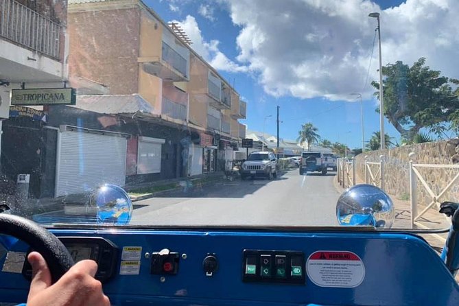 Electric Adventures Buggy Rental - Stop 1: Maho Beach, where aircraft land overhead