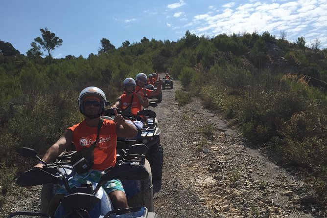FUN Quad Mallorca - Puerto Andratx: port life gives the ride a different rhythm