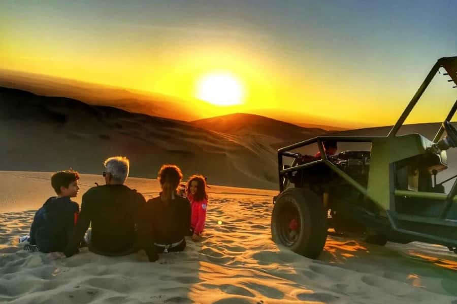Huacachina: Buggy en las Dunas al Atardecer y Sandboarding - Key Things I’d Prioritize