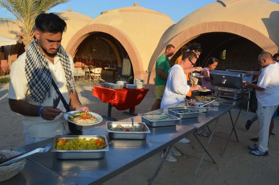 Hurghada: Quad Bike, Buggy, Jeep Safari, Camel Ride & Dinner - Oriental Show and Belly Dance: Fun Tonight, But Watch the Timing