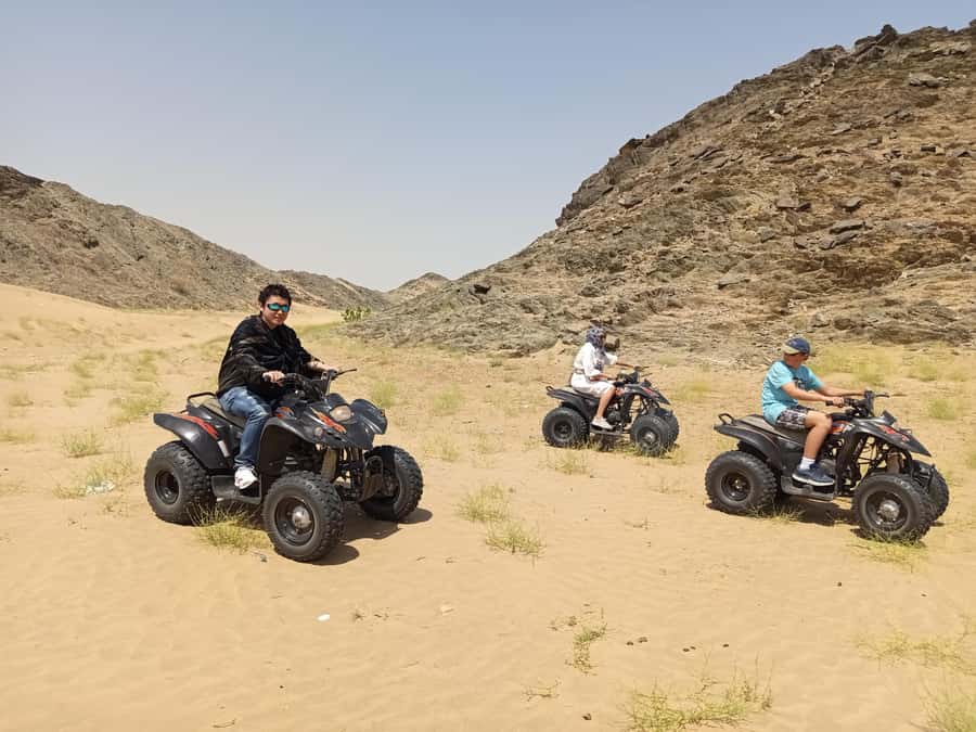 Jeddah Desert Safari: Quad Biking, Camel Farm & Sunset Views - Camel Farm Stop: A Pause That Adds Meaning to the Adventure