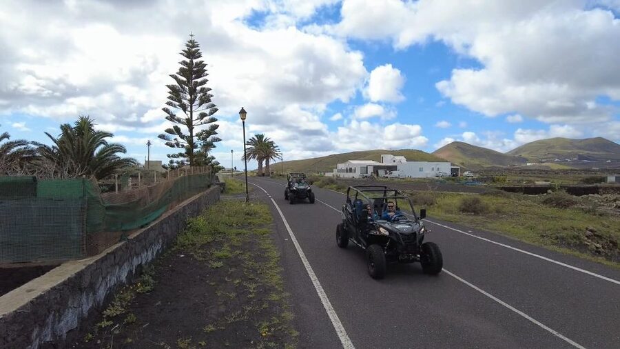Lanzarote: Mix tour Guided Buggy Volcano Tour 4 or 6 seater - Who should book this buggy volcano tour (and who should skip it)
