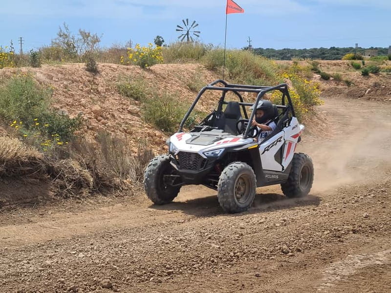 Mallorca Kids Buggy - First impressions: what happens before the engine turns on