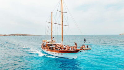 Malta: Blue Lagoon & Sea Caves Boat Trip & Gozo Buggy Tour - How the day starts: pick-up, ferry/transfer, and schedule flow