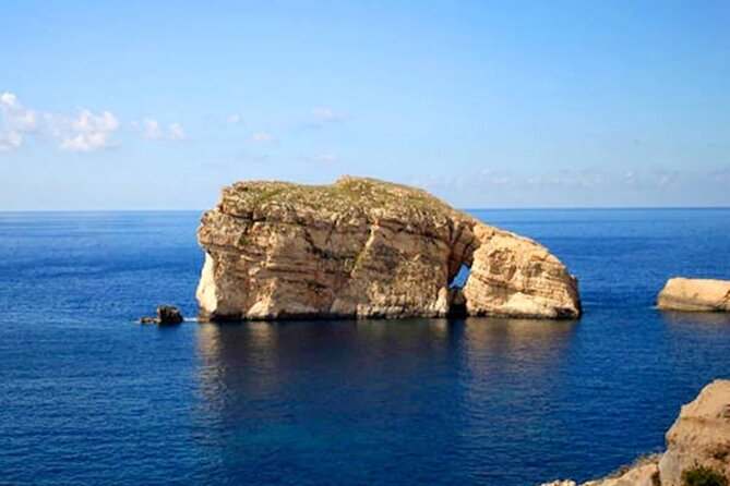 Malta: Gozo Full Day Buggy Tour with lunch and Comino Stop - Ggantija Temples and the Citadel: two eras, one island mood