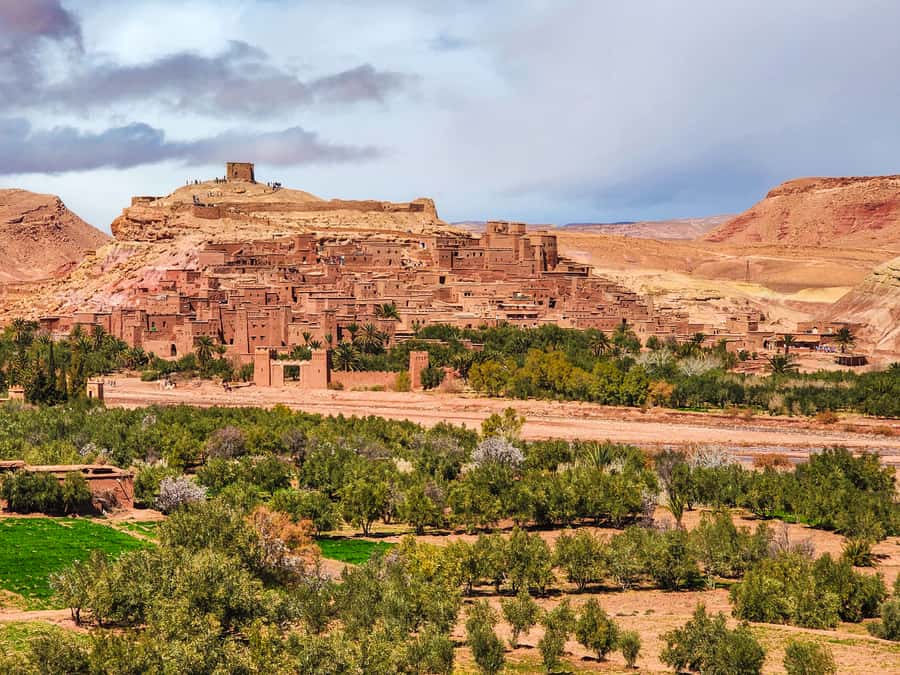Marrakech: 3Day Luxurious Merzouga Tour w/ Camel&Quad Option - Sandboarding and quads: when you want more than photos