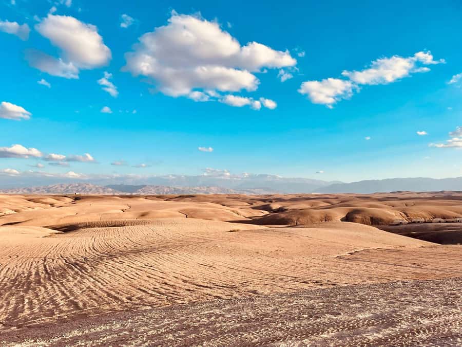 Marrakech: Agafay Desert Quad Bike Tour with Moroccan Tea - Leaving Marrakech for Agafay: why the drive matters