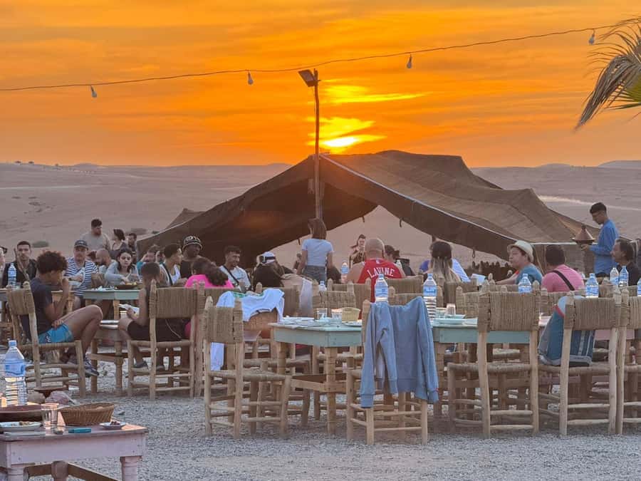 Marrakech: Agafay Desert Quad Biking Tour with Dinner-Show - Should you book this Agafay Desert quad biking with dinner-show?