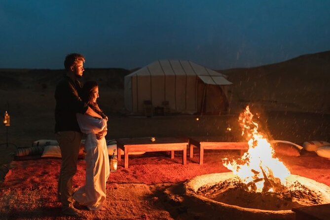 Marrakech: Agafay Desert Quad Biking Tour with Dinner-Show - Live music, campfire chat, and the fire show finale
