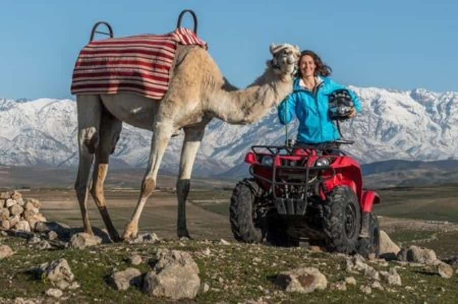 Marrakech: Agafay Desert Quad Biking with Dinner & Show - Why the Agafay Desert Sunset Works So Well