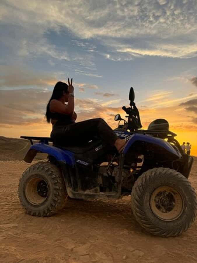 Marrakech: Agafay Desert Quad Biking with Dinner Show - What to bring, rules that matter, and small comfort tips