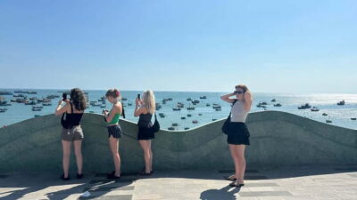 Mui Ne: Group Tour & Sunrise/Sunset Quad Bike Adventure - Hotel Pickup and the Jeep Ride: Simple, Social, and Photo-Friendly