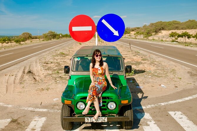 Mui Ne: Sand Dunes Jeep Tour Friendly Service with ATV Option - Red Sand Dunes and sand sliding boards (the fun is real, the cost is too)