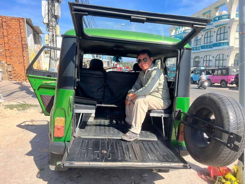 Mui Ne: Sunrise or Sunset Jeep Tour & Quad Bike With Driver - Sunrise or sunset on Mũi Né dunes: which timing fits you