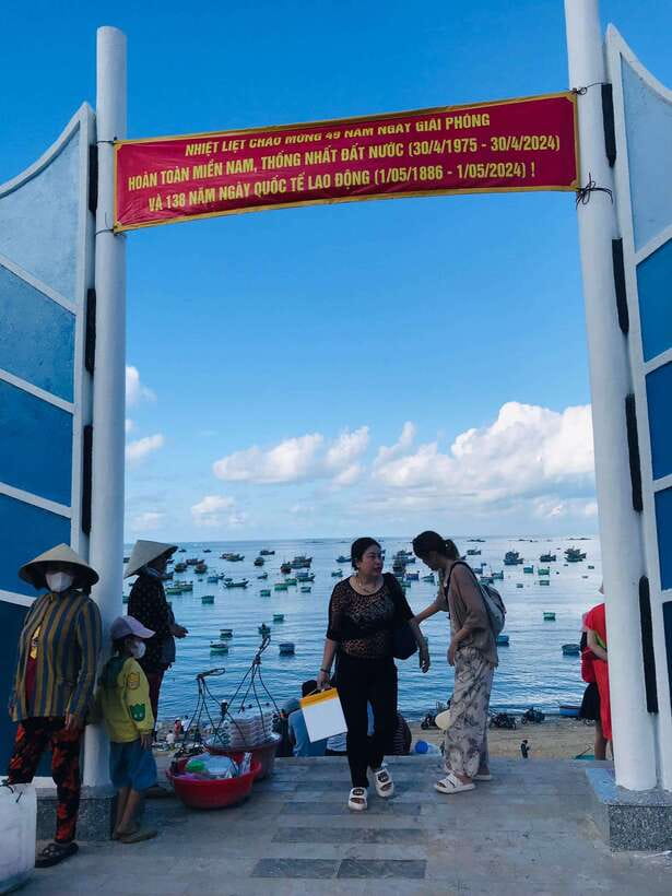 Mui Ne: Sunrise or Sunset Jeep Tour & Quad Bike With Driver - Price and value: is $27 worth it in Mũi Né?