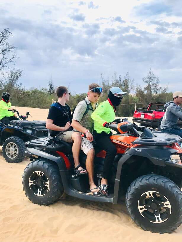 Mui Ne: Sunrise or Sunset Jeep Tour & Quad Bike With Driver - How the group jeep works: pickup, timing, and what to expect