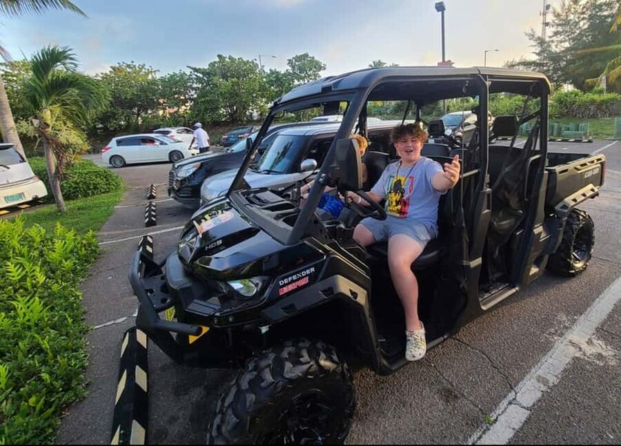 Nassau: 6-Seater Buggy Rental - Queen’s Staircase, Water Tower, and Arawak Cay: A First-Stop Nassau