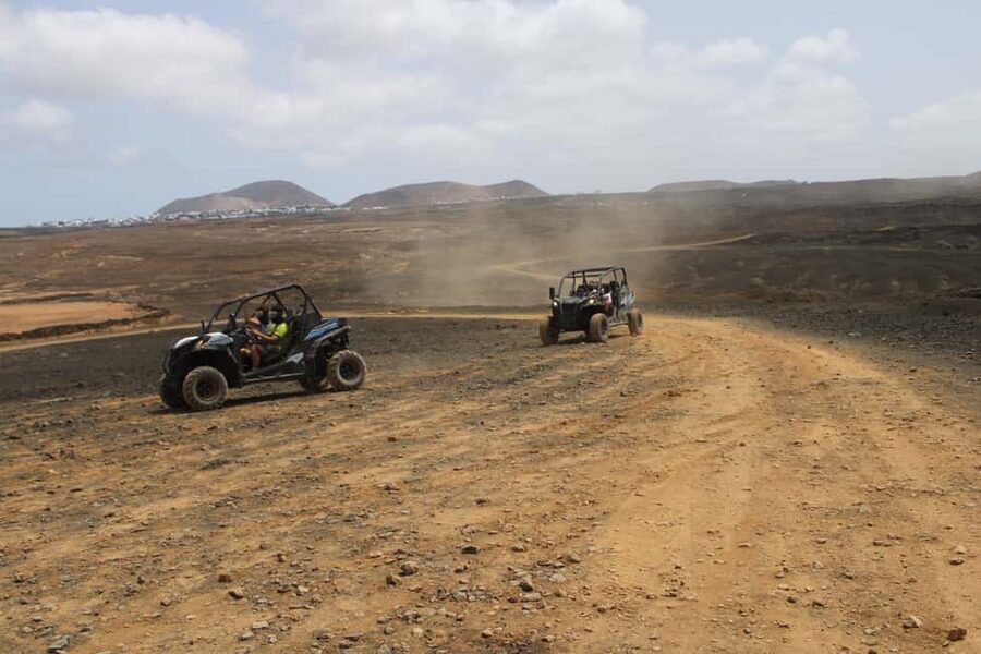 Puerto del Carmen: Buggy Adventure - Photo stops and high-altitude views: why the breaks are part of the fun