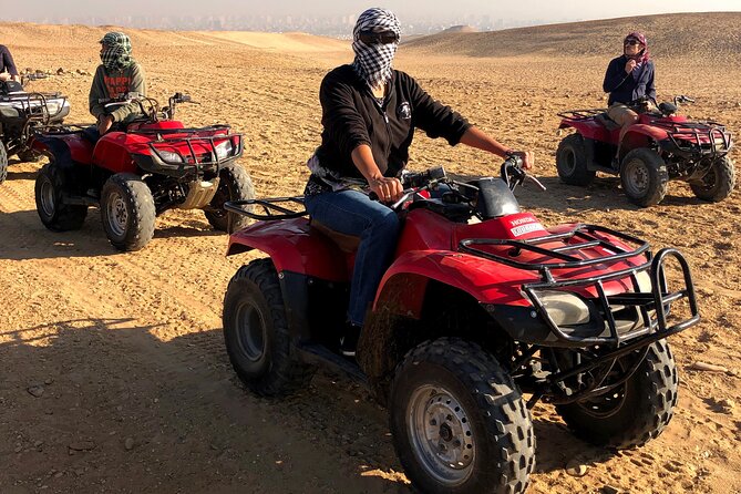 Quad Bike ATV Tours in Desert of Giza Pyramids with Egyptian Tea - The pyramid stop: photos, visibility, and how to get the shot