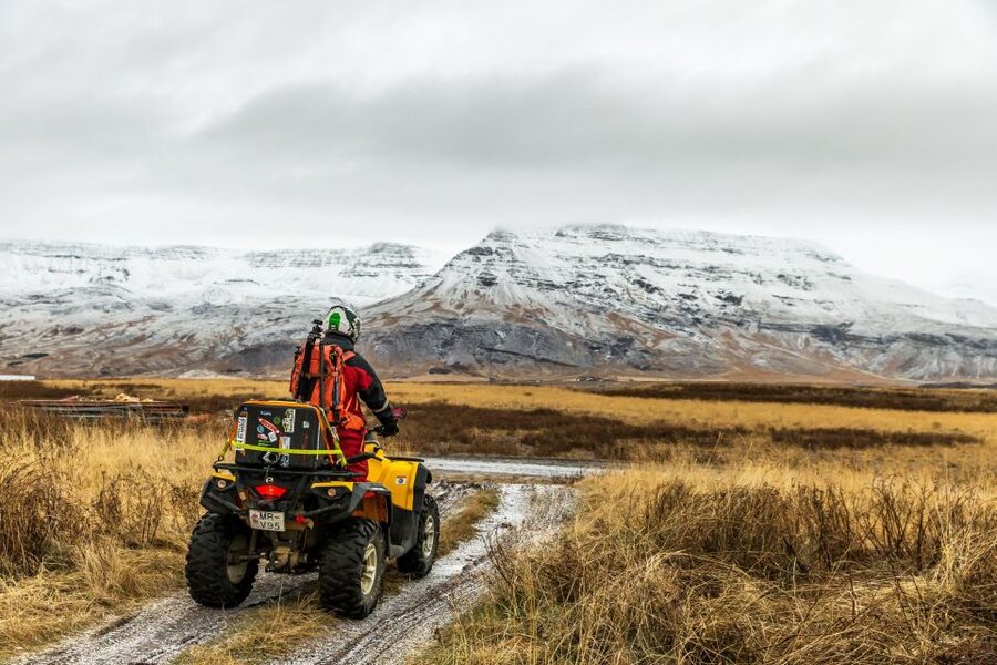 Reykjavik Quad Bike Twin Peaks Tour - The Lake Hafravatn start: gravel road cruising with real scenery
