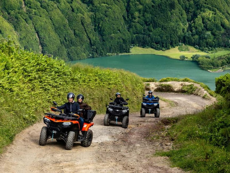 Ribeira Grande: Sete Cidades Quad / Buggy Tour - Lagoa das Sete Cidades and the rim loop feeling