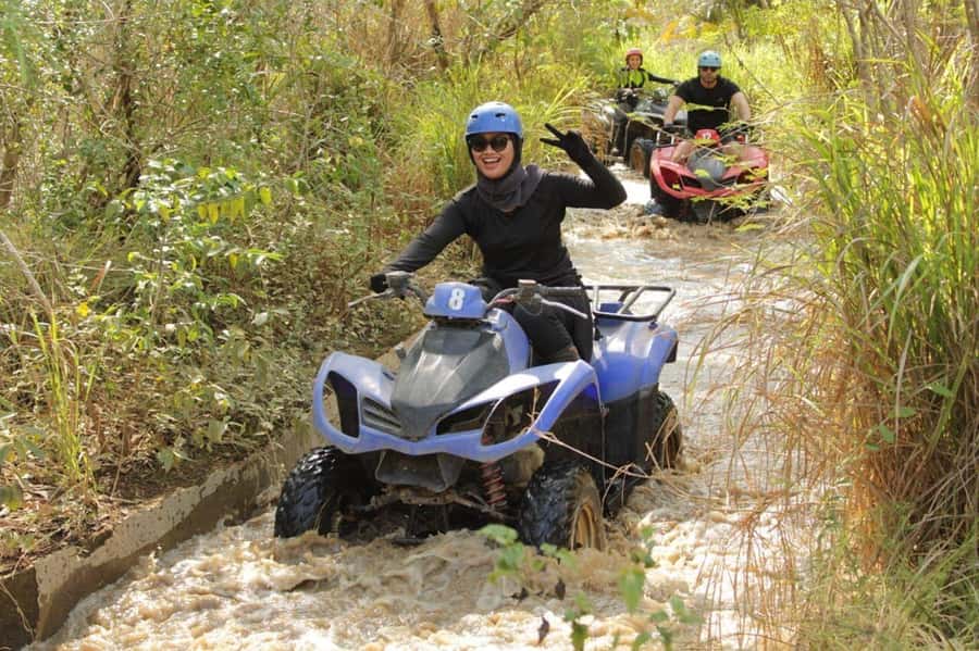 Uluwatu: Mud ATV Quad Bike Adventure Guided Tour - Driving the Quad: Terrain, Mud, and the Stuff That Makes It Fun