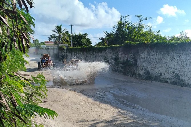 Xtreme Buggy 4 hours Dune Buggy & Country side experience - Mud, clothes, and the gear that makes the day work